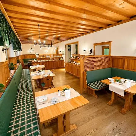 Muehlbacher - Inklusive Kostenfreiem Eintritt In Alpentherme Hotel 3*